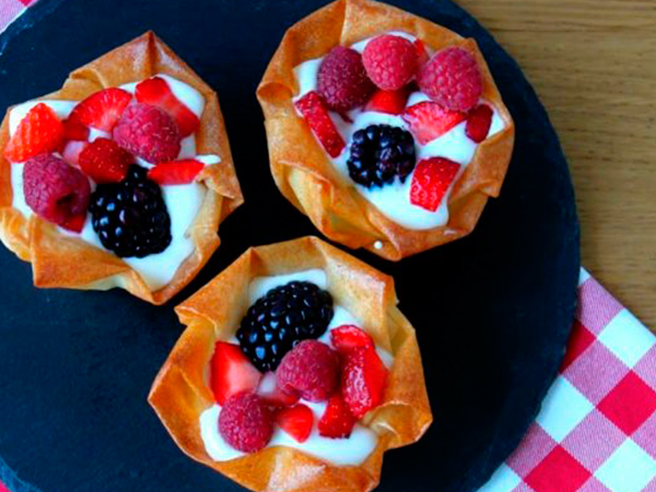 Mini tartas de frutos rojos